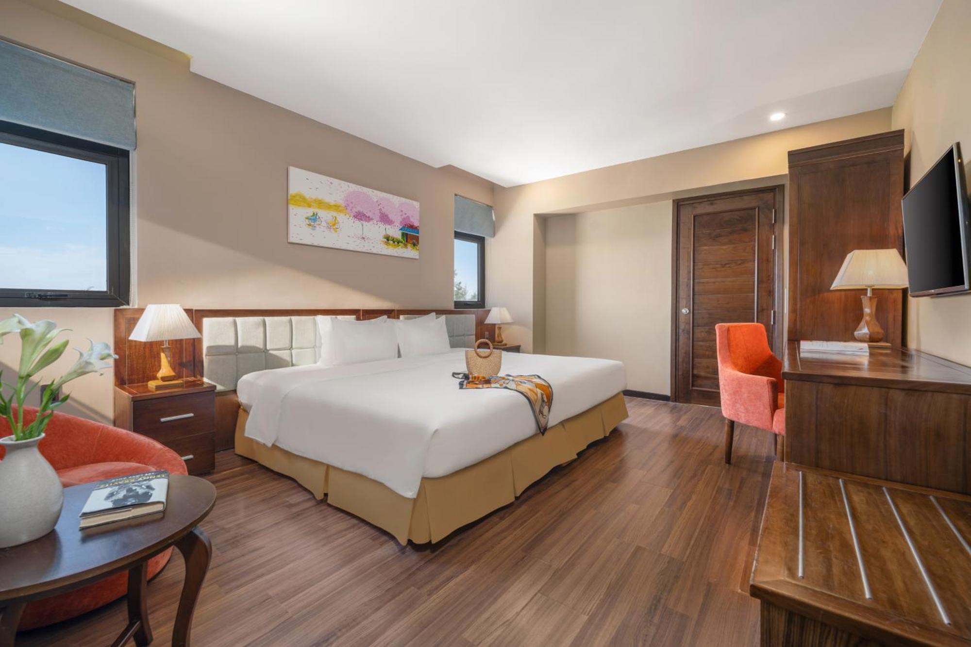 Yarra Ocean Suites Danang Exterior photo