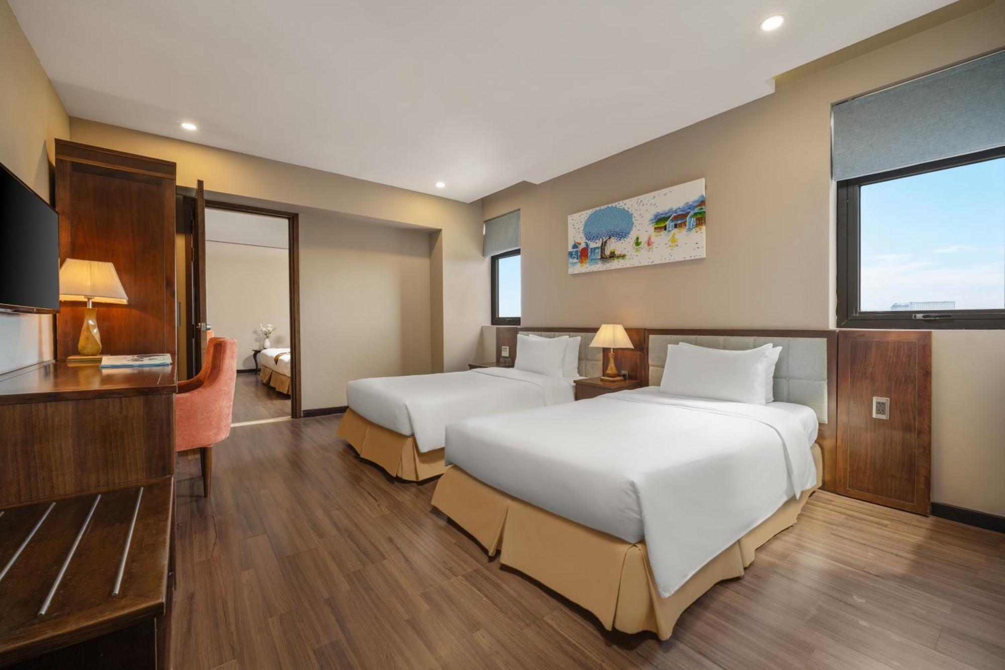 Yarra Ocean Suites Danang Exterior photo