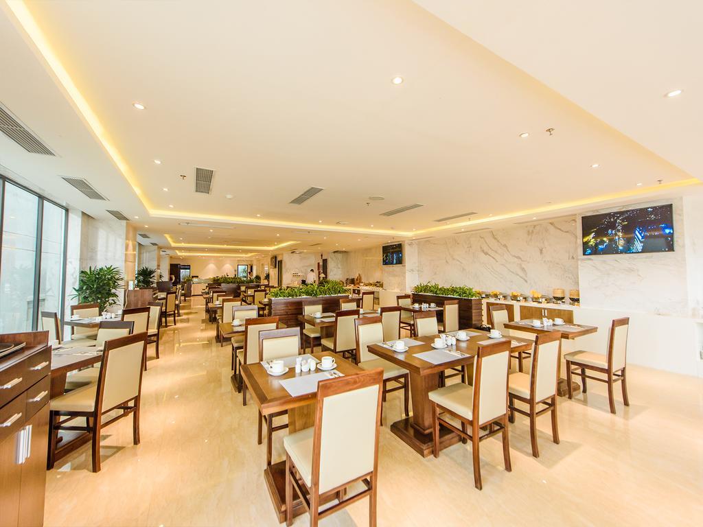 Yarra Ocean Suites Danang Exterior photo