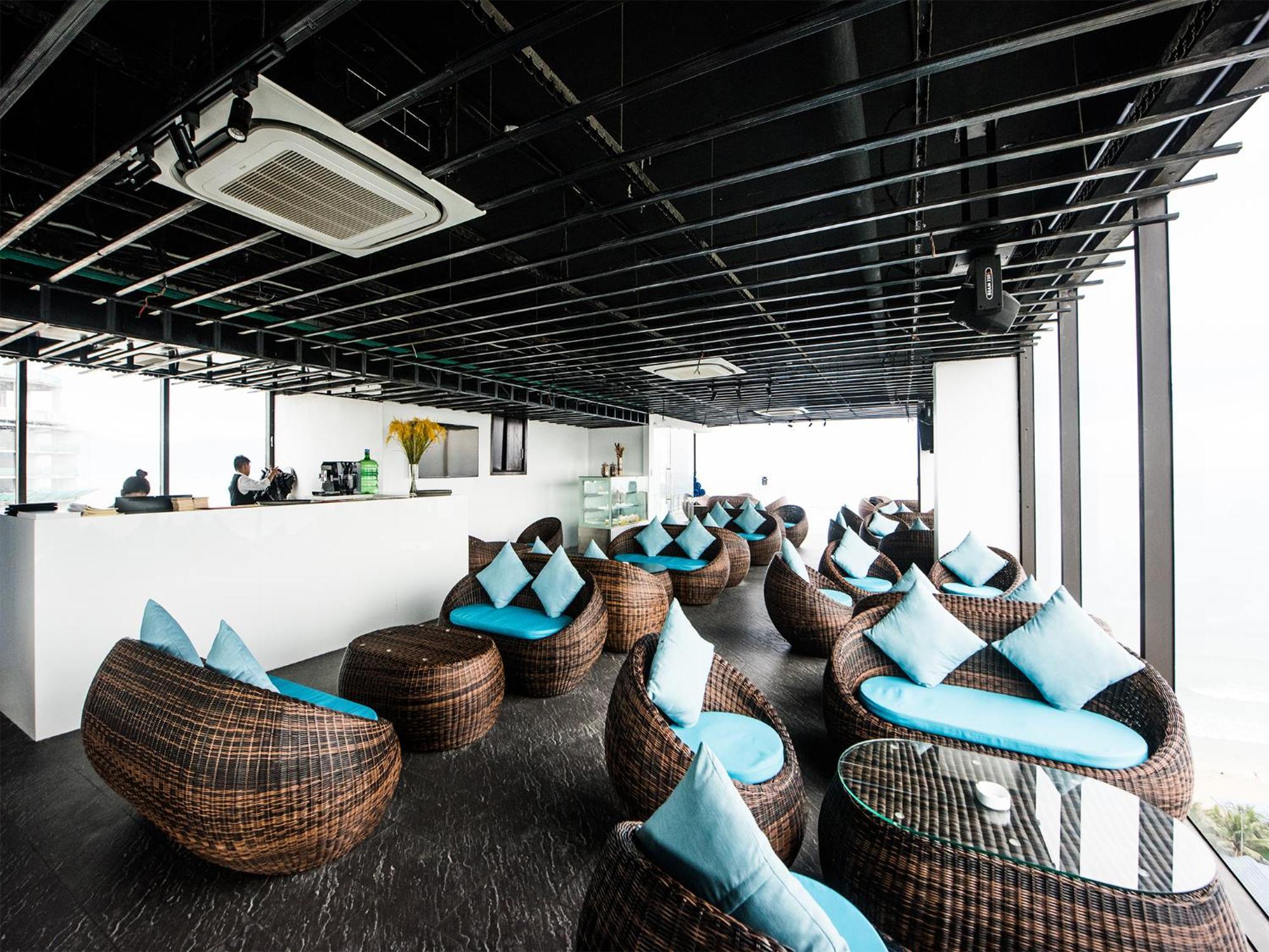 Yarra Ocean Suites Danang Exterior photo