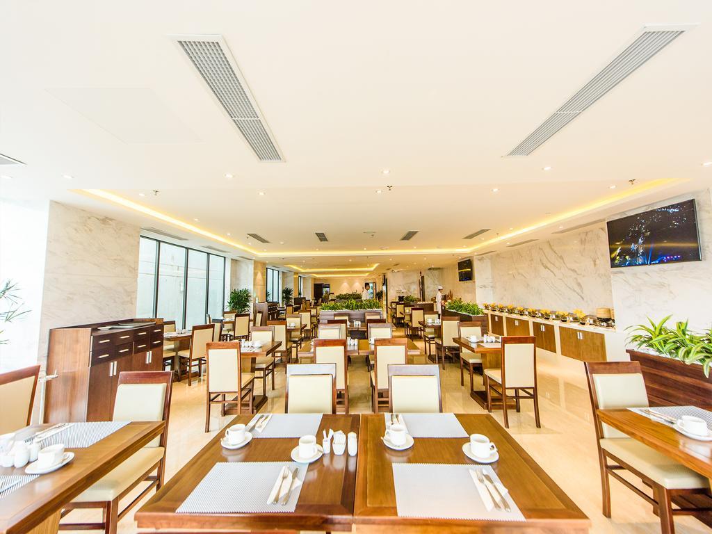 Yarra Ocean Suites Danang Exterior photo