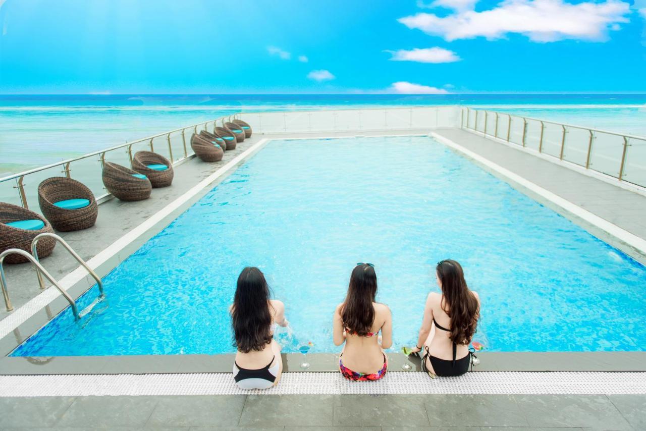 Yarra Ocean Suites Danang Exterior photo