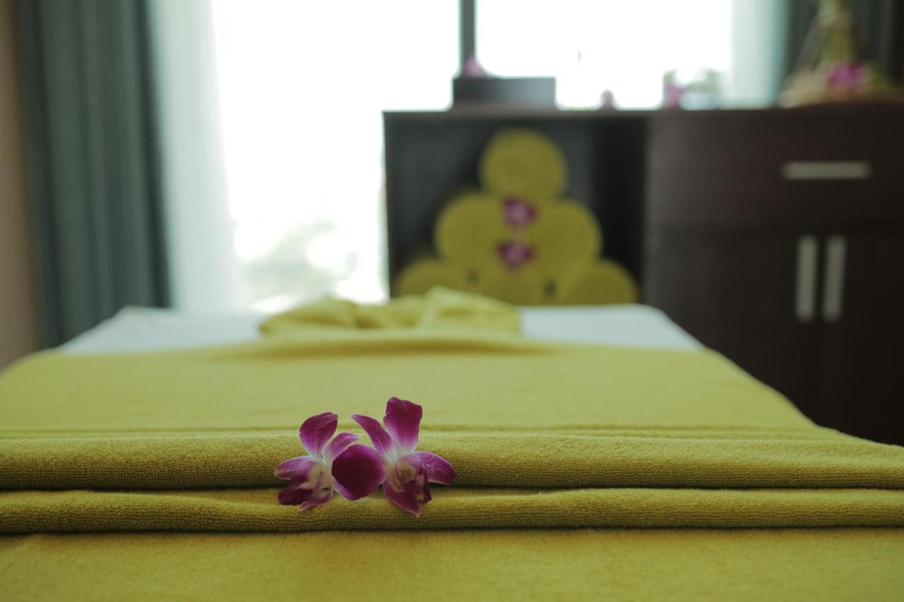 Yarra Ocean Suites Danang Exterior photo