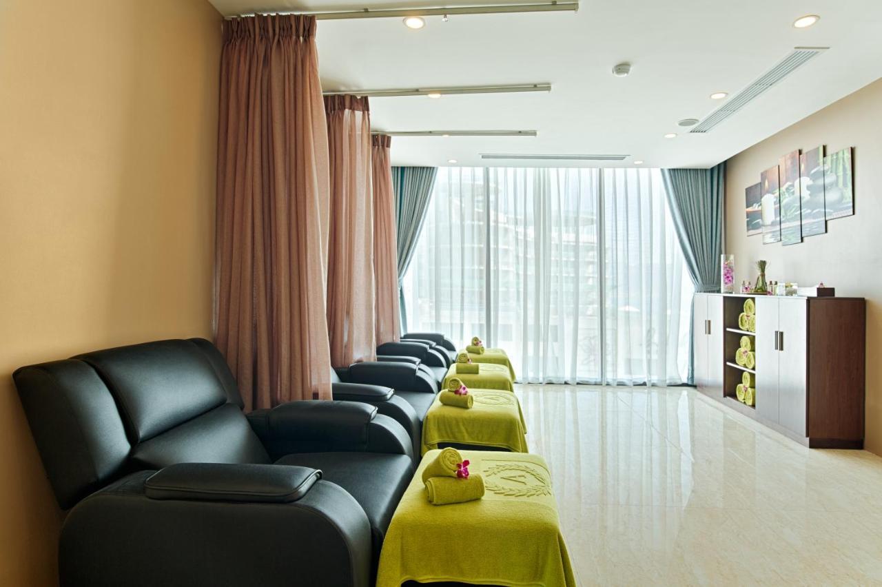 Yarra Ocean Suites Danang Exterior photo